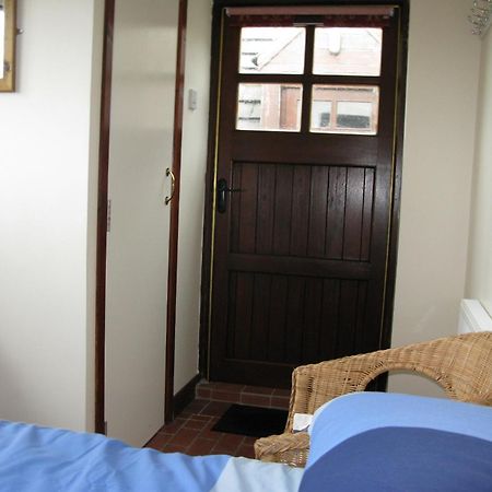 Aille River Tourist Hostel And Camping Doolin Quarto foto
