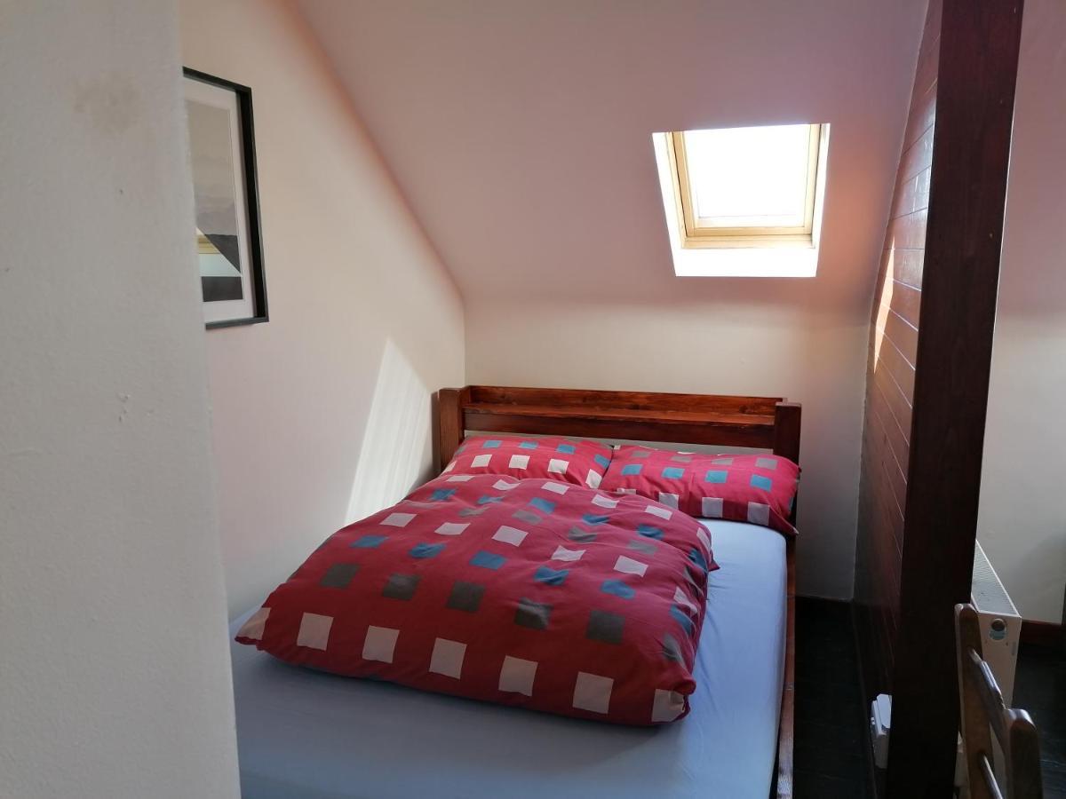 Aille River Tourist Hostel And Camping Doolin Exterior foto