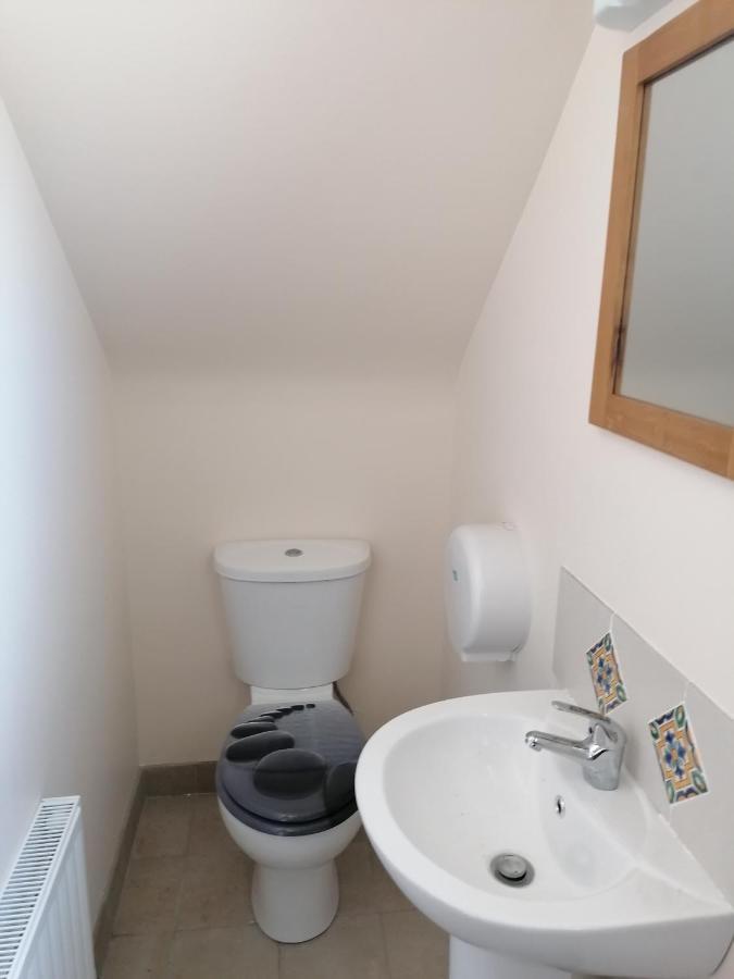 Aille River Tourist Hostel And Camping Doolin Quarto foto