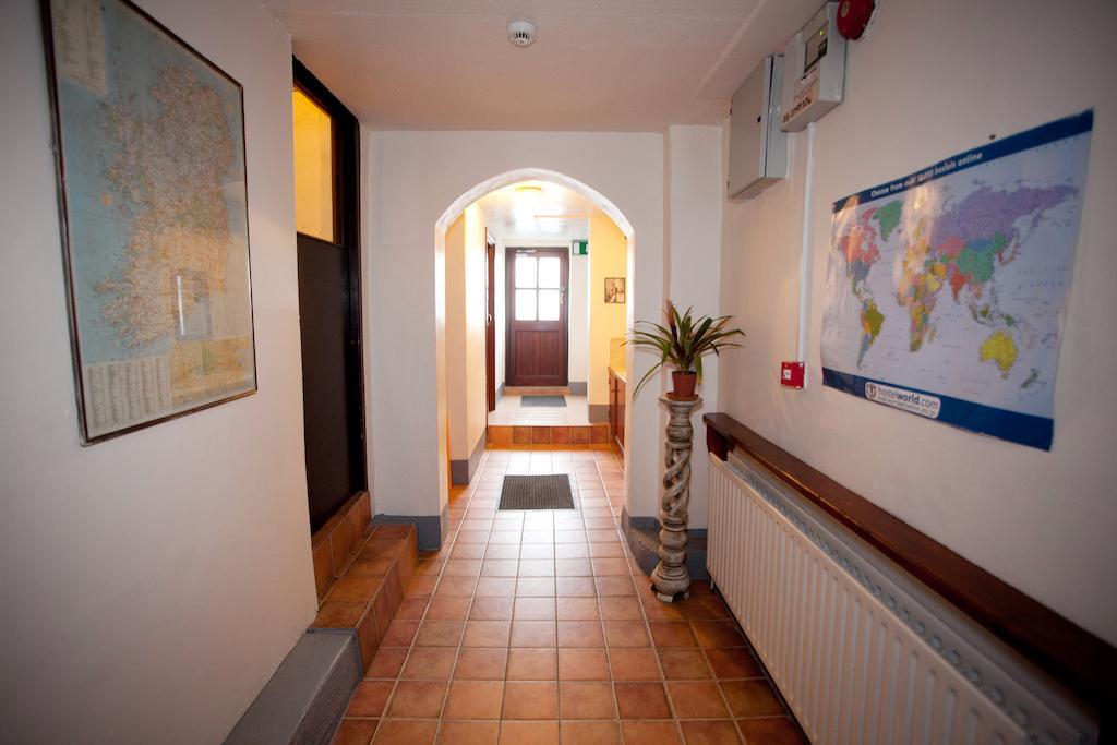 Aille River Tourist Hostel And Camping Doolin Exterior foto