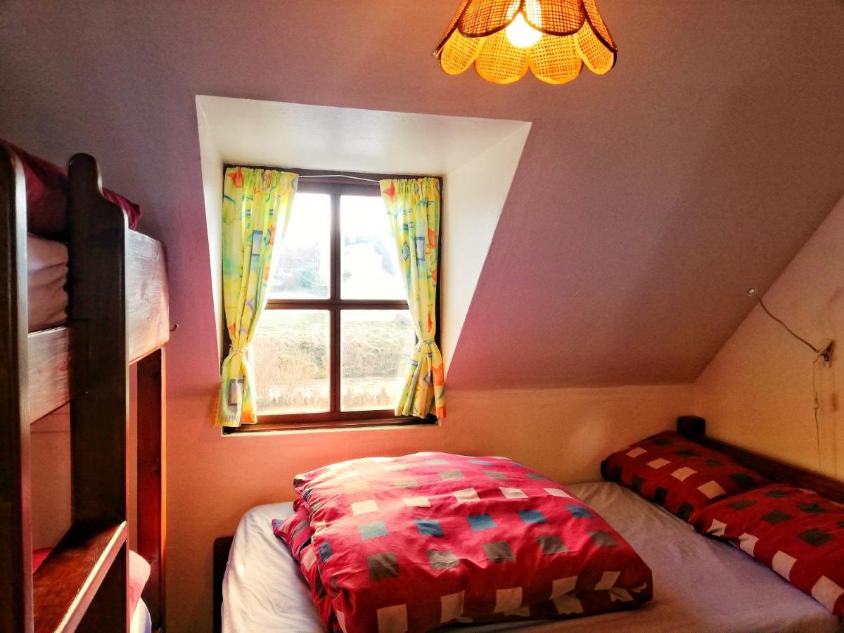 Aille River Tourist Hostel And Camping Doolin Exterior foto